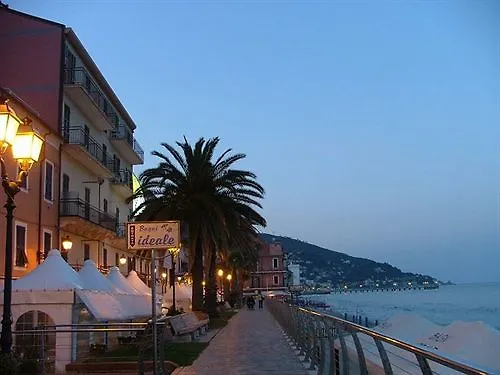 Danio Lungomare 3* Alassio