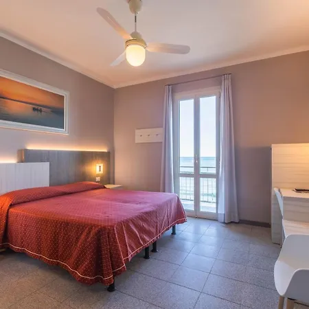 Hotel Danio Lungomare 3*