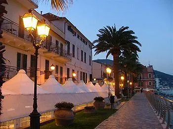 Danio Lungomare 3* Alassio