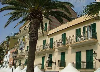 Danio Lungomare Hotel