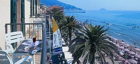 Danio Lungomare 3* Αλάσιο