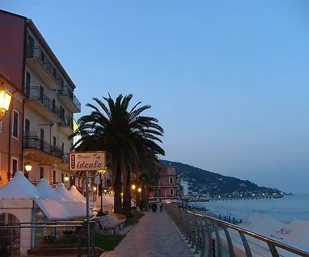 Danio Lungomare 3* 阿拉西奥